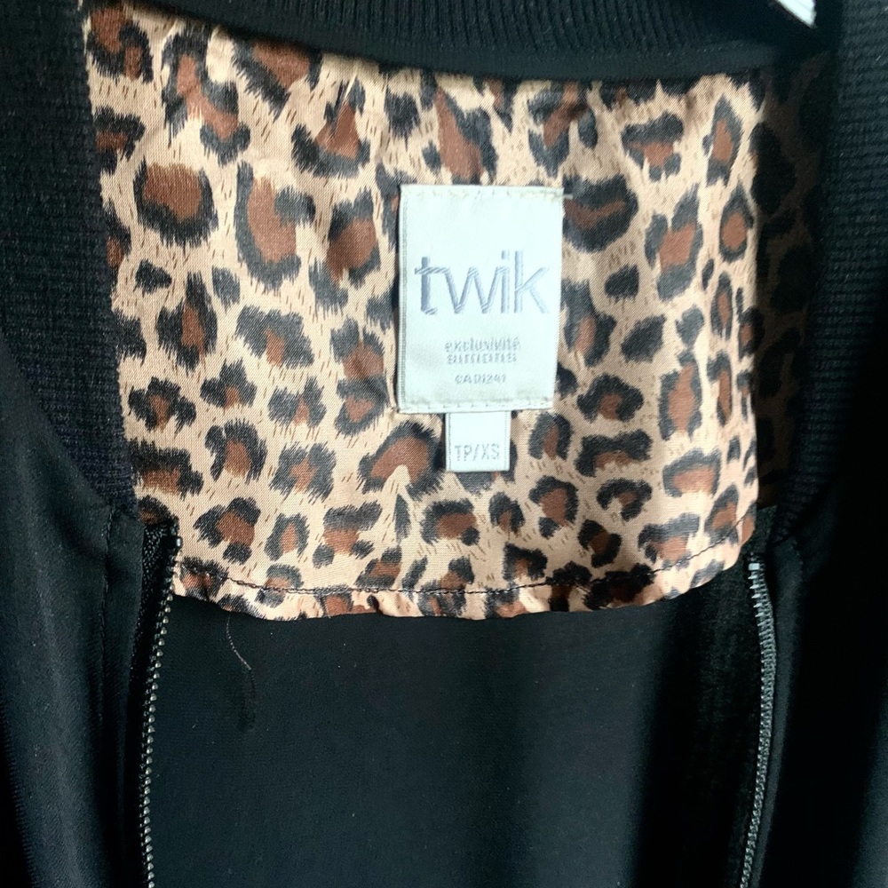 Simons Lightweight Bomber Jacket - Picture 3 of 3